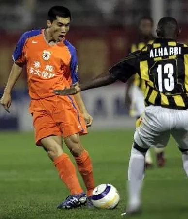 广州富力负于山东鲁能，遭遇失利