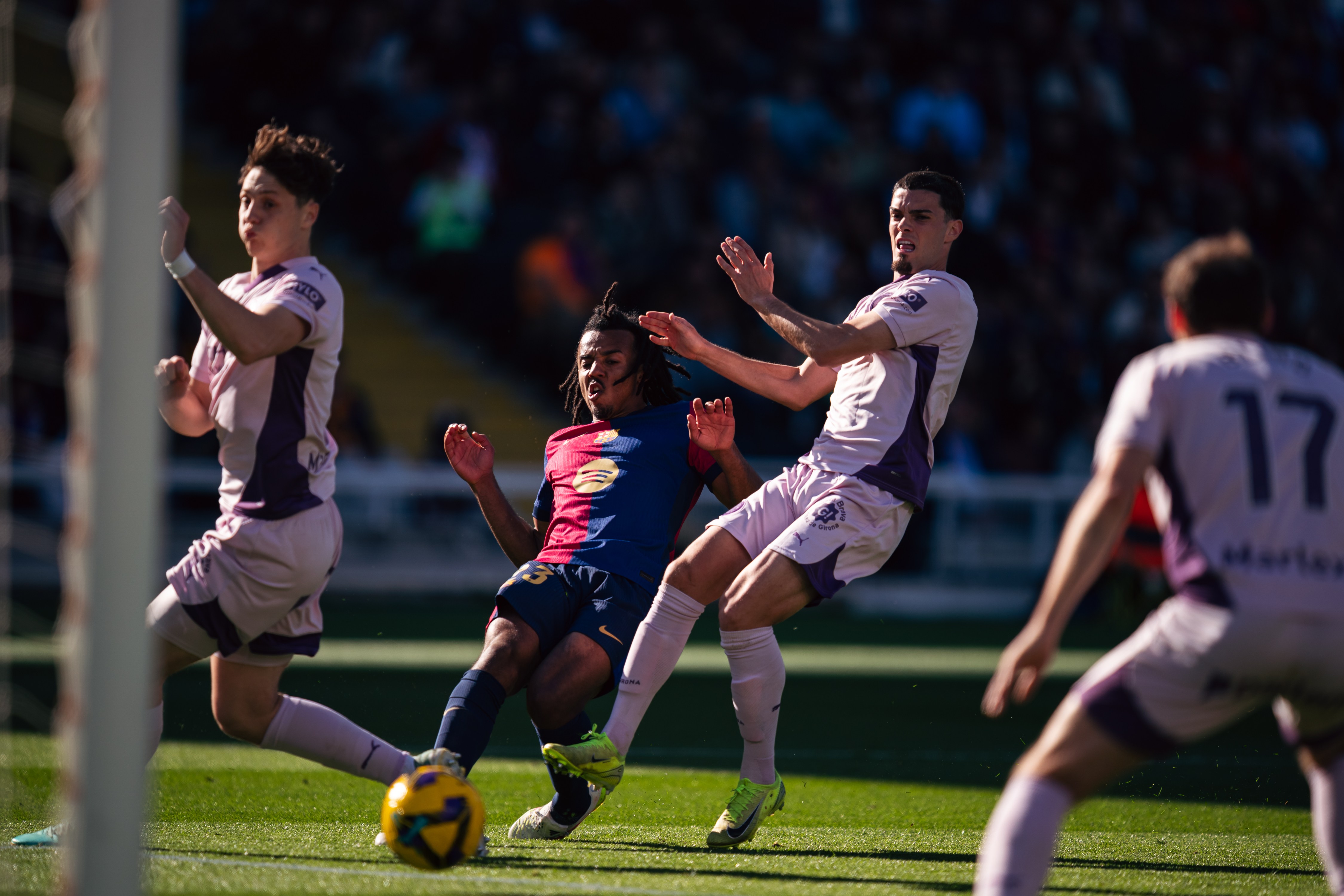 国际足球盛事即将揭开序幕，球员备战中的简单介绍