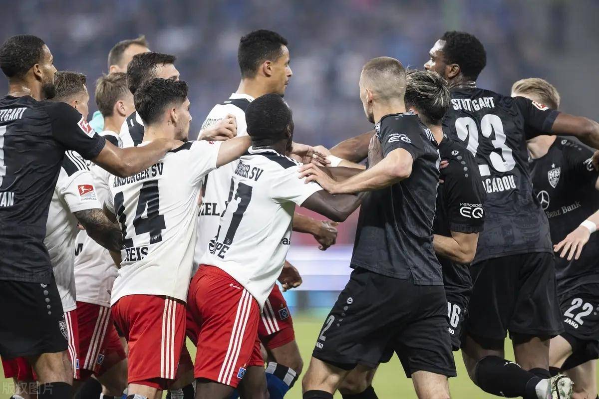 沙尔克客场挫败，德甲保级前景雪上加霜