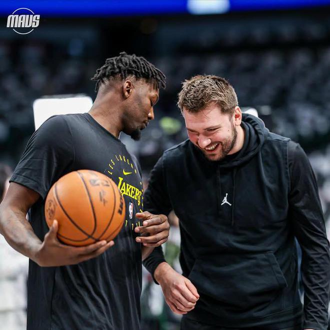 独行侠官方公布新规，波尔津吉斯引发争议，复出首战轰40分球迷热议！的简单介绍